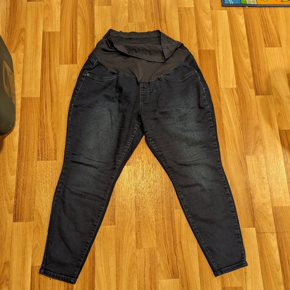 Plus size Dark Wash Maternity Jeggings